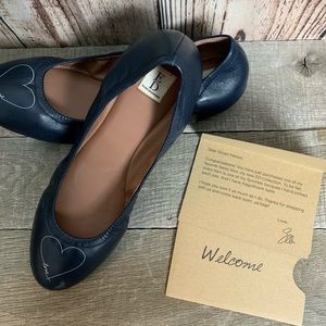 Ellen Degeneres heart ballet flats no box